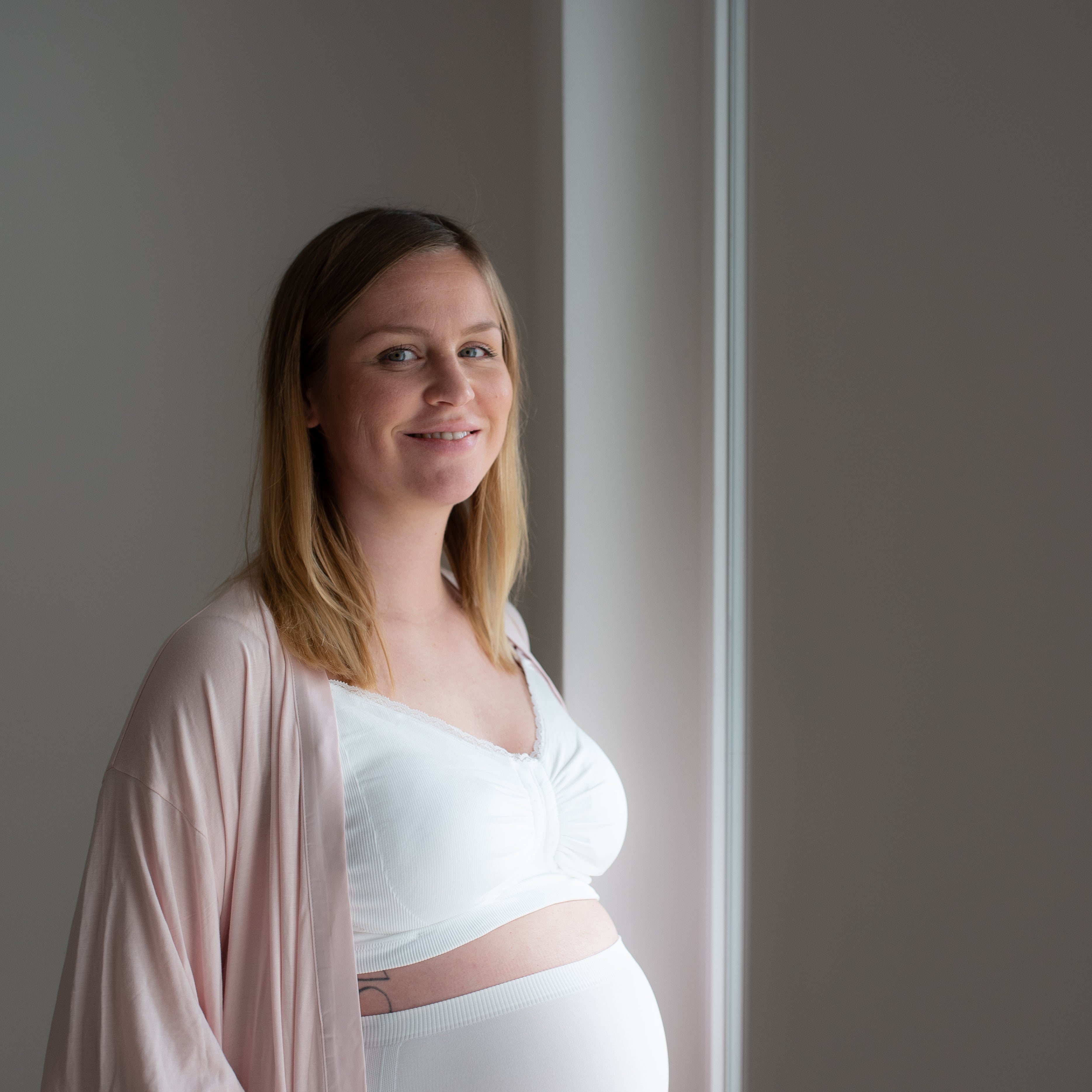 Luft i maven tidlig gravid: skånsomme råd og tegn