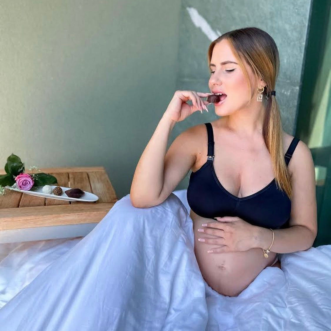 Vand i fødderne gravid - Sådan lindrer du hævelser nu