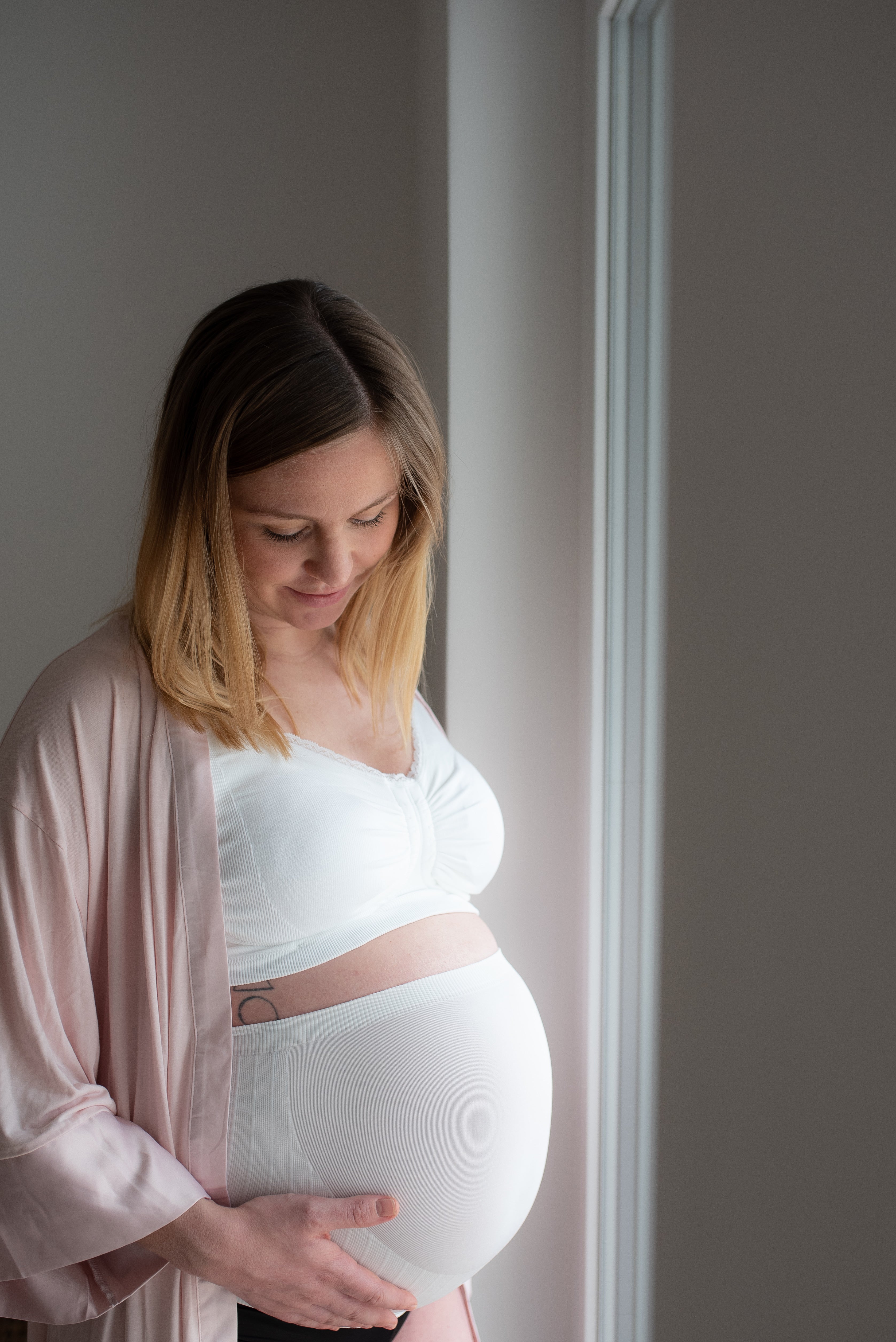 Hovedpine tidlig gravid: årsager, råd og hvornår søge læge